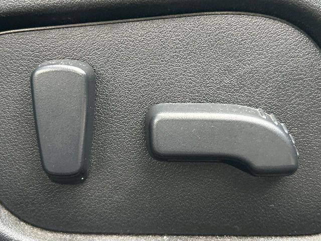 SUBARU XV HYBRID 2014 Image 31