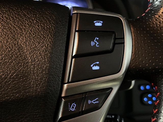 TOYOTA MARK X 2017 Image 31