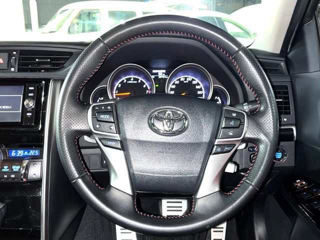 TOYOTA MARK X 2017 Image 31