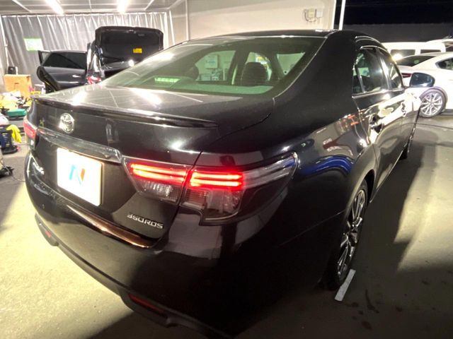 TOYOTA MARK X 2017 Image 31