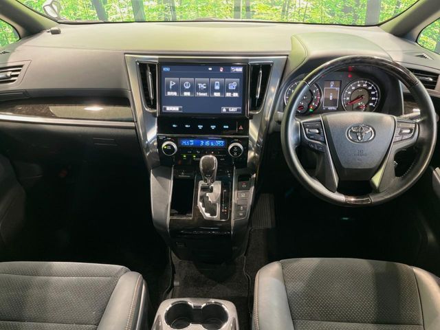 TOYOTA ALPHARD 2017 Image 31