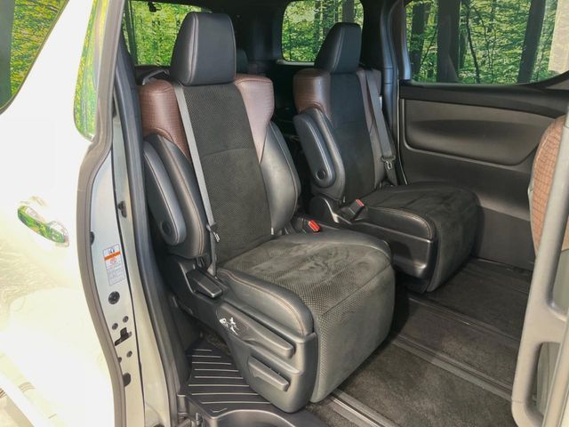 TOYOTA ALPHARD 2017 Image 31