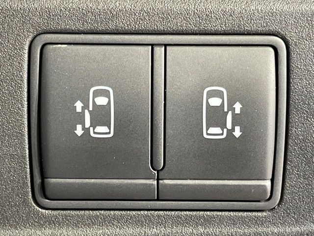 NISSAN SERENA  S-HYBRID 2017 Image 31