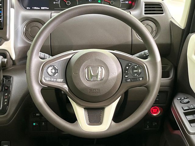 HONDA N BOX 2021 Image 31