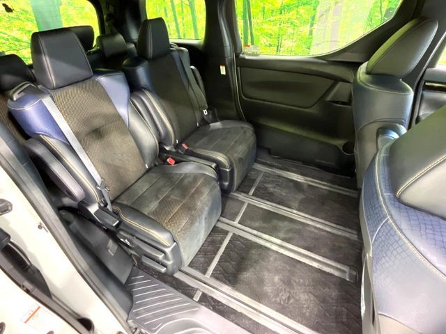 TOYOTA VELLFIRE 2017 Image 31