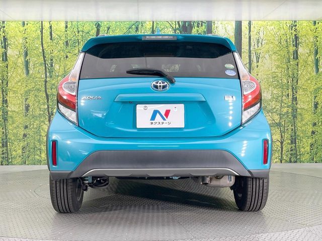 TOYOTA AQUA 2017 Image 31