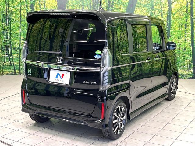 HONDA N BOX CUSTOM 2018 Image 31