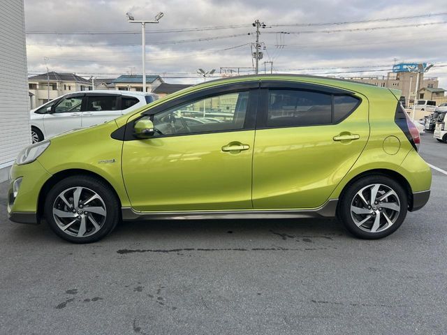 TOYOTA AQUA 2015 Image 31