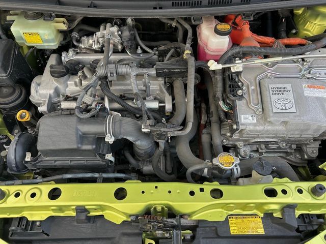 TOYOTA AQUA 2015 Image 31