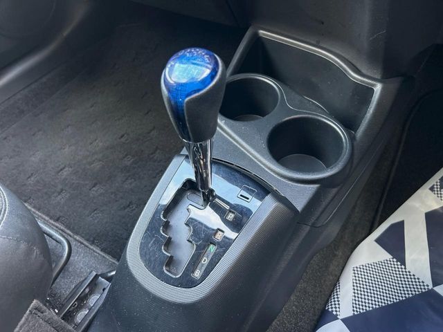 TOYOTA AQUA 2015 Image 31