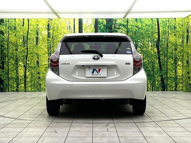 TOYOTA AQUA 2014 Image 31