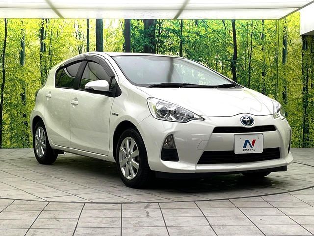 TOYOTA AQUA 2014 Image 31