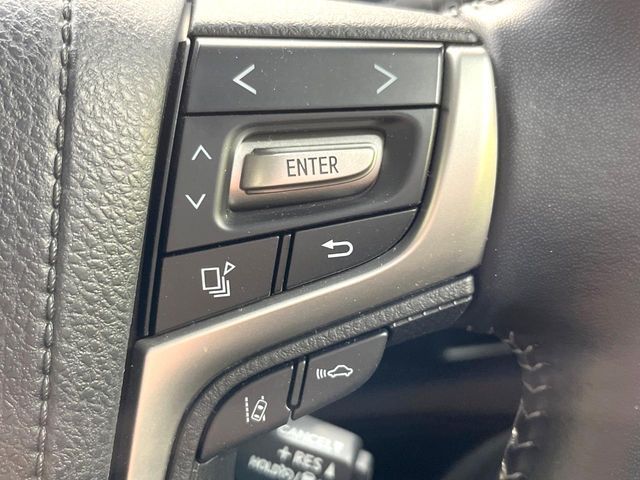 TOYOTA LANDCRUISER PRADO 2023 Image 31