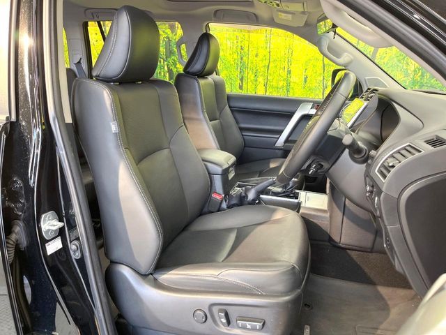 TOYOTA LANDCRUISER PRADO 2023 Image 31