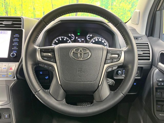 TOYOTA LANDCRUISER PRADO 2023 Image 31