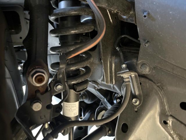 TOYOTA LANDCRUISER PRADO 2023 Image 31