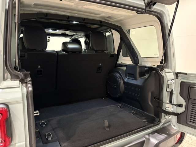 JEEP WRANGLER UNLIMI 2024 Image 31