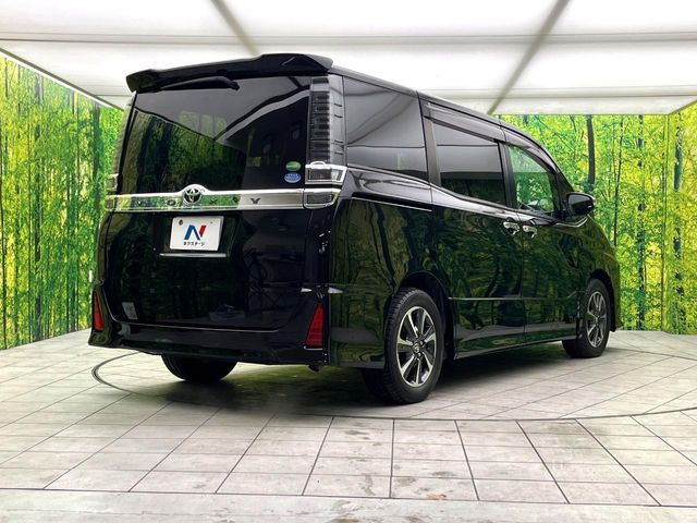 TOYOTA VOXY 2018 Image 31