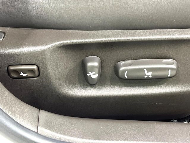 TOYOTA CROWN SEDAN 2012 Image 31