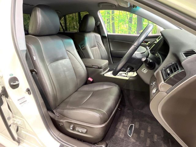 TOYOTA CROWN SEDAN 2012 Image 31