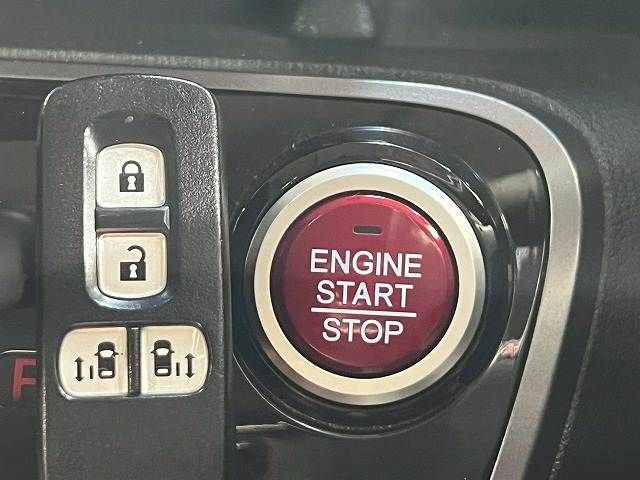 HONDA N BOX CUSTOM 2014 Image 31