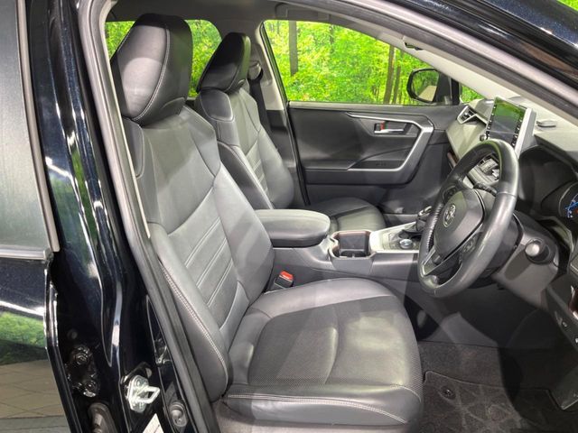 TOYOTA RAV4 HYBRID 4WD 2022 Image 31