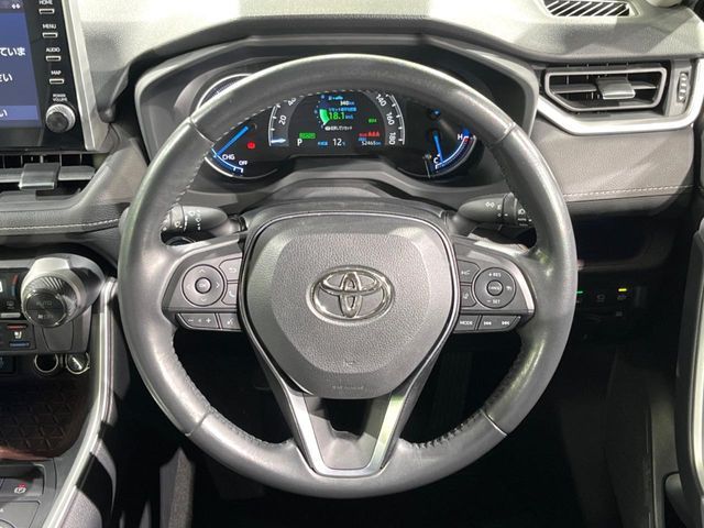 TOYOTA RAV4 HYBRID 4WD 2022 Image 31