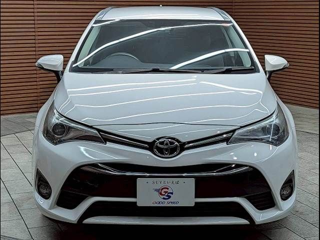 TOYOTA AVENSISWAGON 2018 Image 31