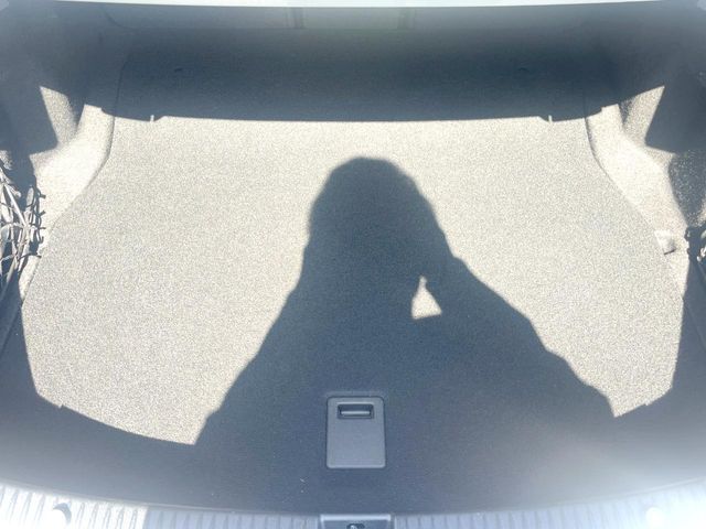 MERCEDES BENZ C CLAS 2018 Image 31