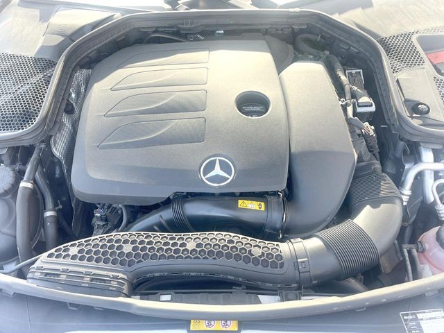 MERCEDES BENZ C CLAS 2018 Image 31