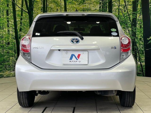 TOYOTA AQUA 2014 Image 31