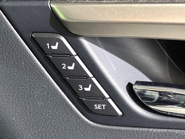 TOYOTA LEXUS RX200T 2016 Image 31