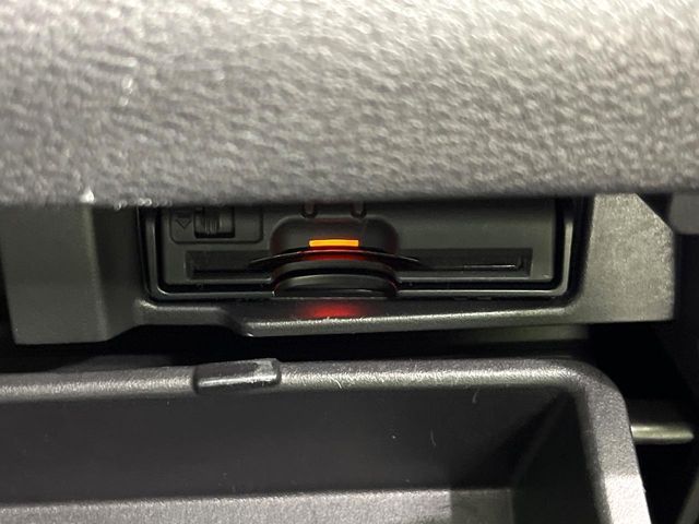 NISSAN SERENA  S-HYBRID 2018 Image 31