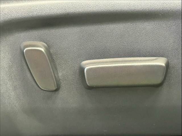 TOYOTA HILUX 4WD 2022 Image 31