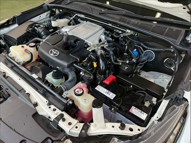 TOYOTA HILUX 4WD 2022 Image 31