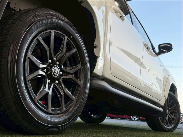 TOYOTA HILUX 4WD 2022 Image 31