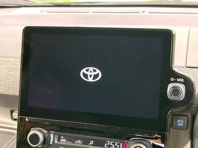 TOYOTA SIENTA HYBRID 2025 Image 31