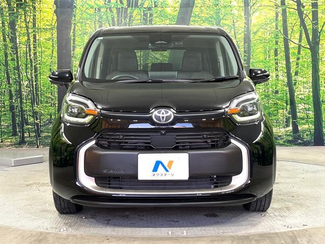 TOYOTA SIENTA HYBRID 2025 Image 31