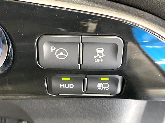 TOYOTA PRIUS 2019 Image 31