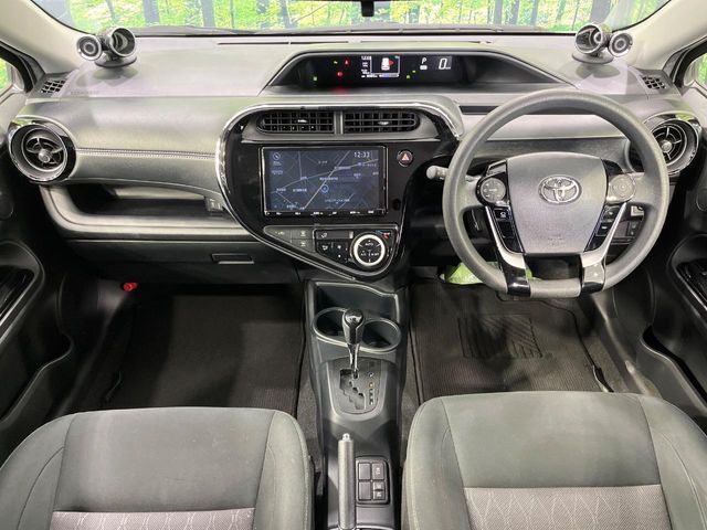 TOYOTA AQUA 2019 Image 31