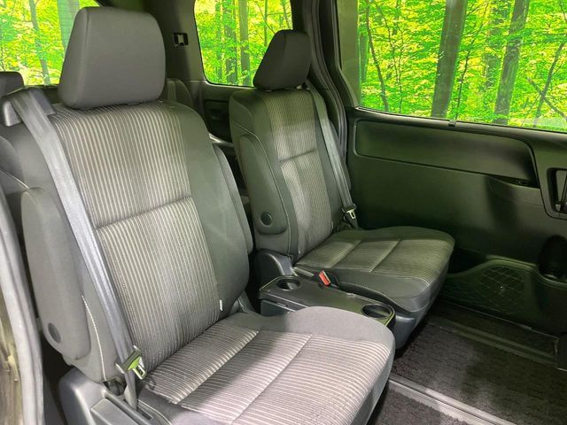 TOYOTA VOXY 2019 Image 31