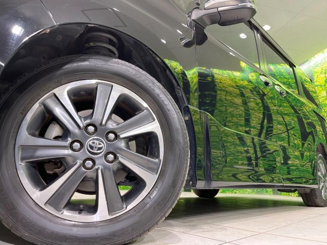 TOYOTA VOXY 2019 Image 31