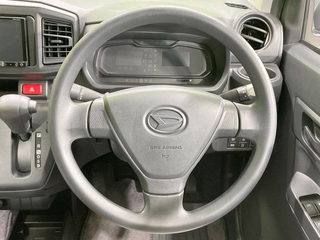 DAIHATSU MIRA E:S 2017 Image 31