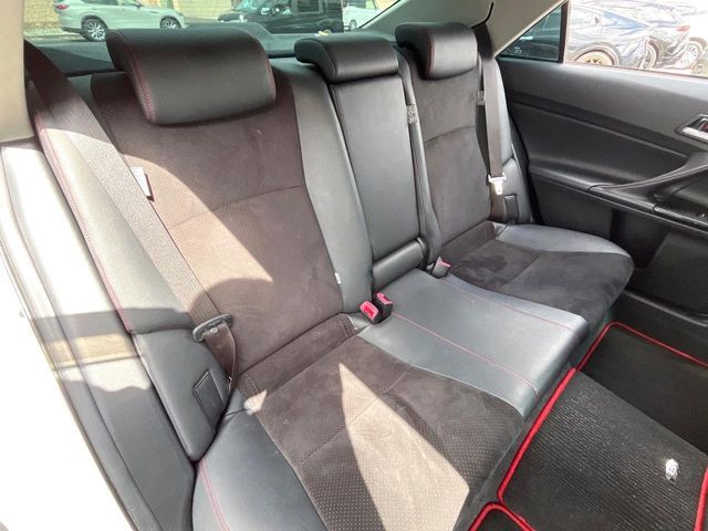 TOYOTA MARK X 2012 Image 31