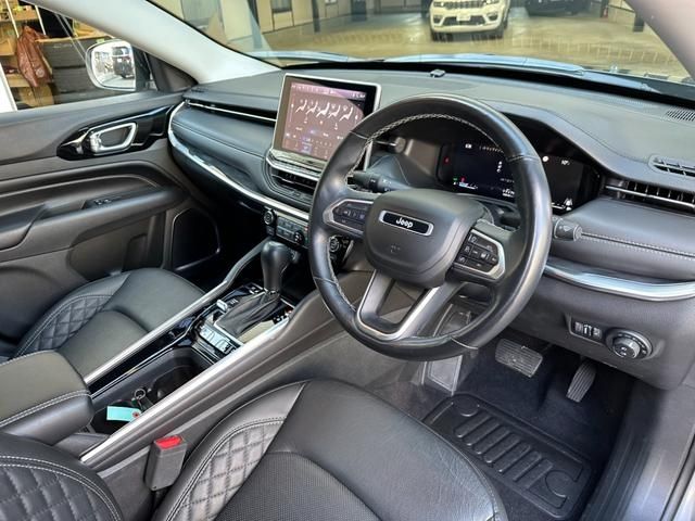 JEEP COMMANDER 2023 Image 31