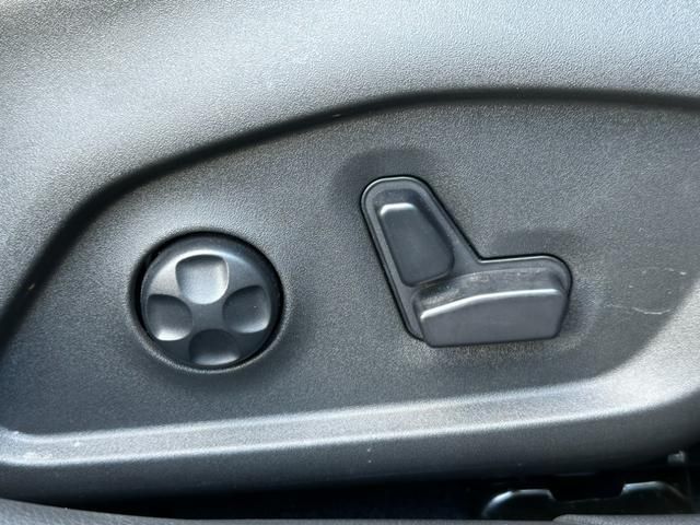 JEEP COMMANDER 2023 Image 31