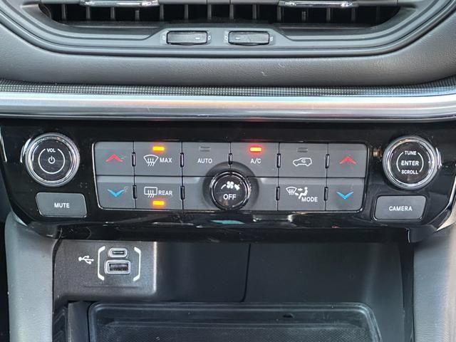 JEEP COMMANDER 2023 Image 31