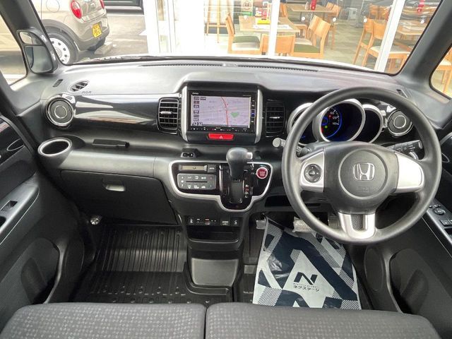 HONDA N BOX CUSTOM 2017 Image 31