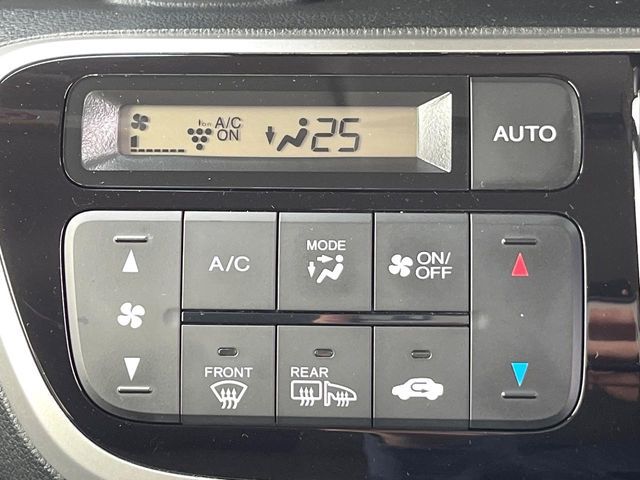 HONDA N BOX CUSTOM 2017 Image 31