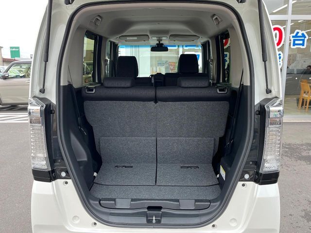 HONDA N BOX CUSTOM 2017 Image 31